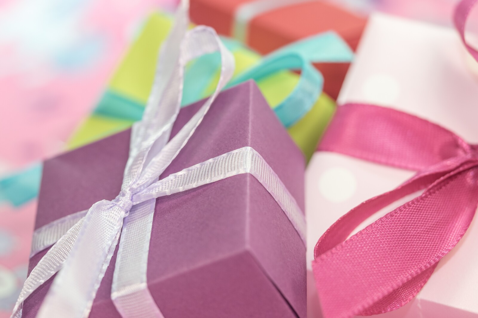 Children’s Party Invites: How To Plan Ahead To Save Money On Presents