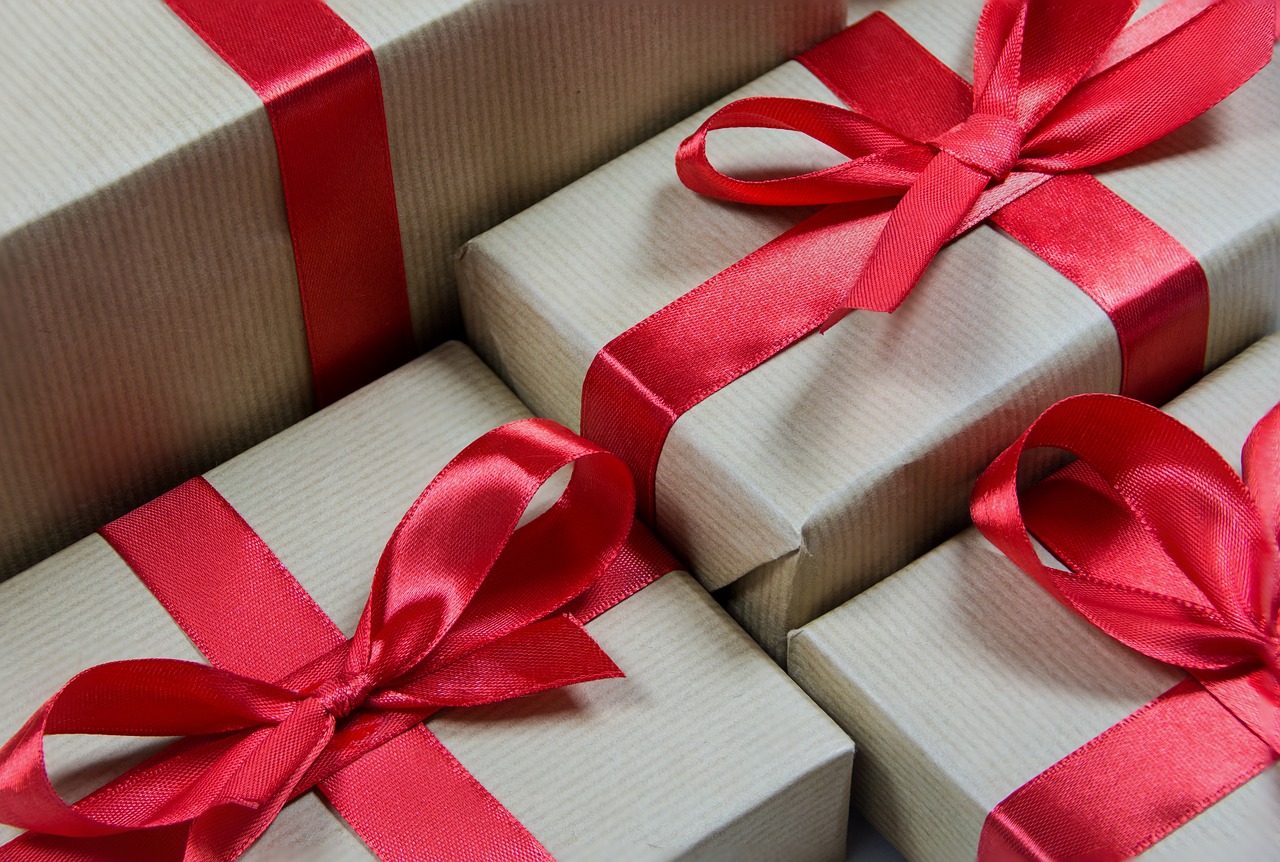 Artistic Gifts You Can Make To Show Someone You Care