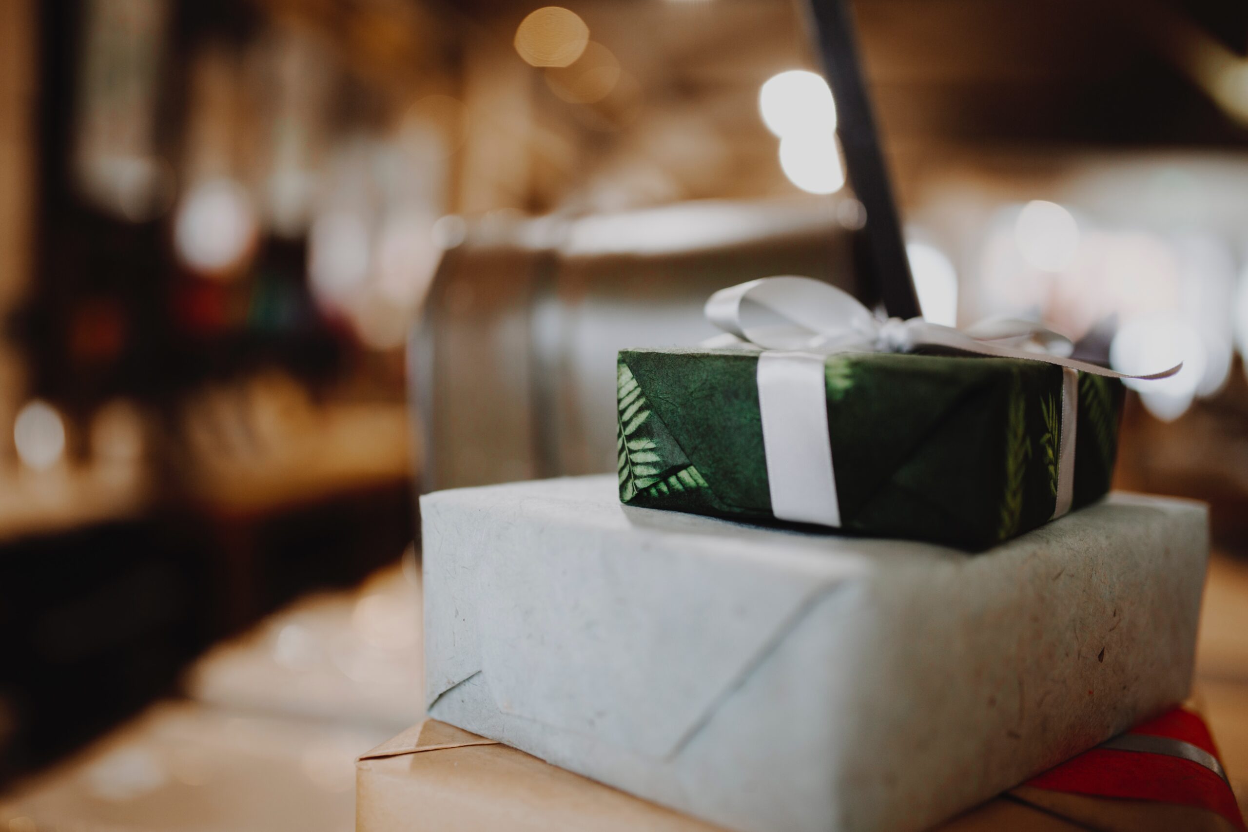3 Ideal Gifts to Give to Your Client as a Business Owner